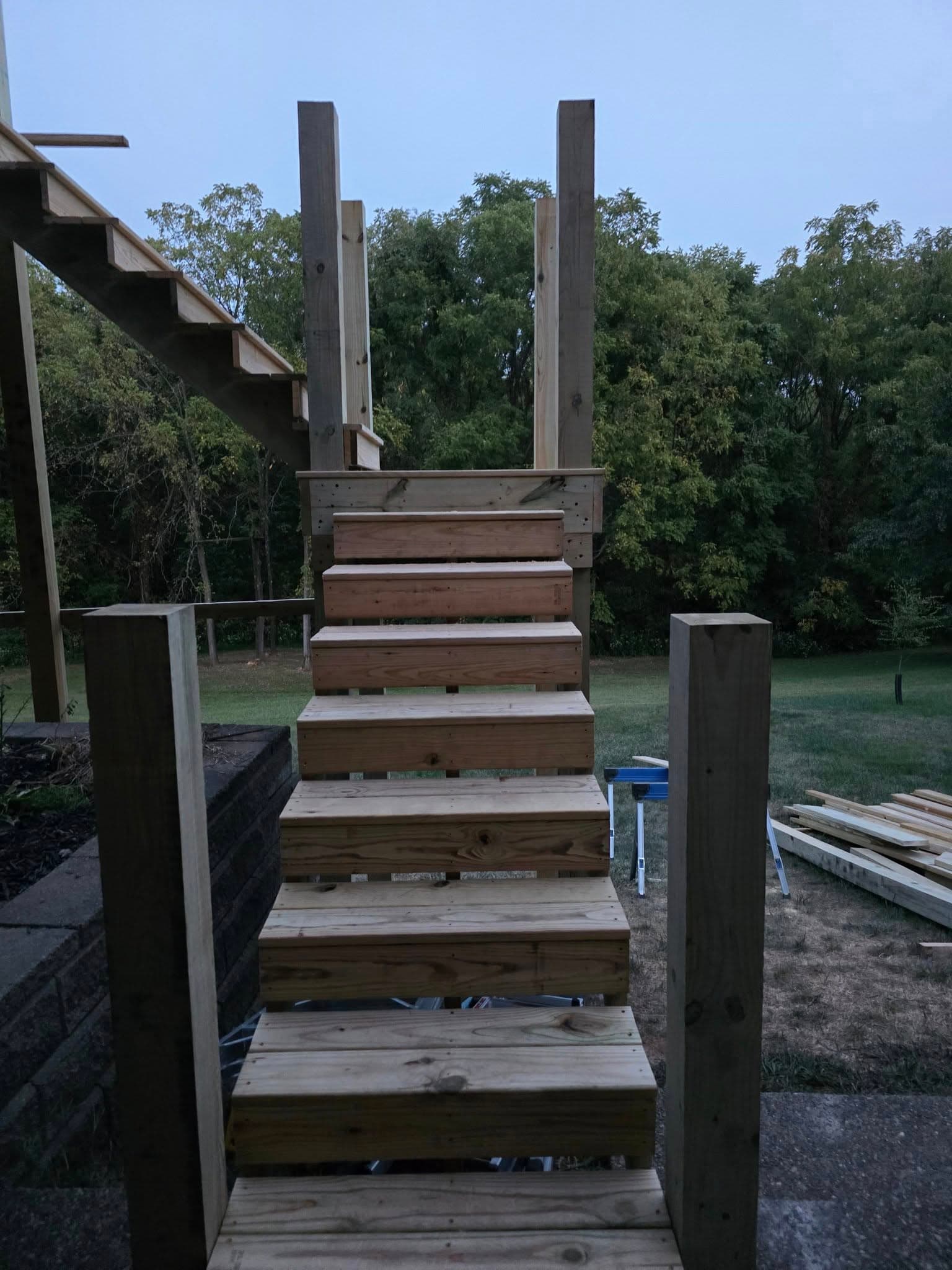 Outdoor stairs framing